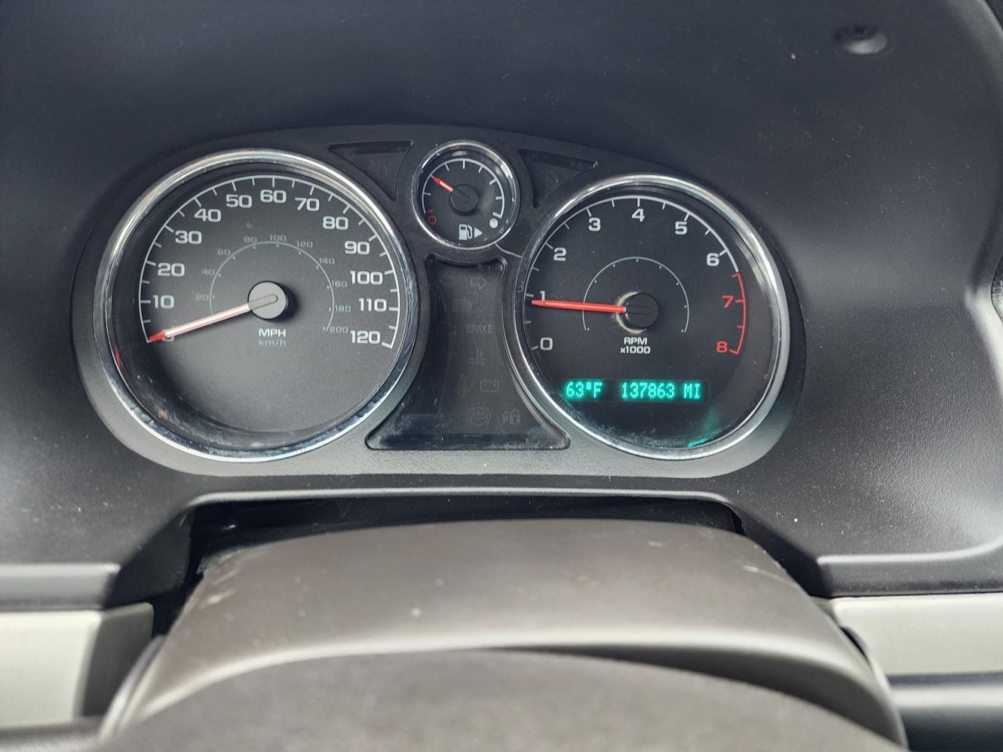 2010 WHITE /Gray Chevrolet Cobalt LT1 Coupe (1G1AD1F56A7) with an 2.2L L4 DOHC 16V engine, 4-Speed Automatic transmission, located at 1221 Madison St., Shelbyville, TN, 37160, (931) 680-9439, 0.000000, 0.000000 - Photo#6